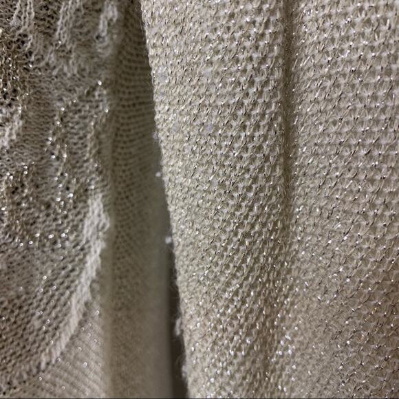WHBM cream ivory silver gold metallic shimmer knit top size Small - Picture 13 of 15